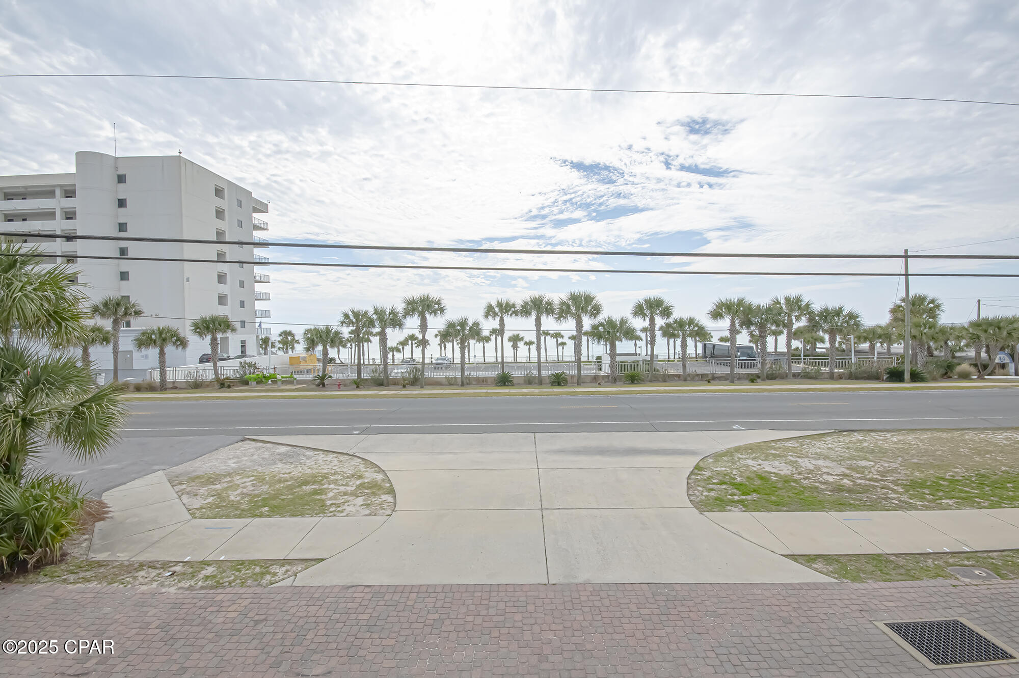 Image 41 For 12908 Front Beach Road 4