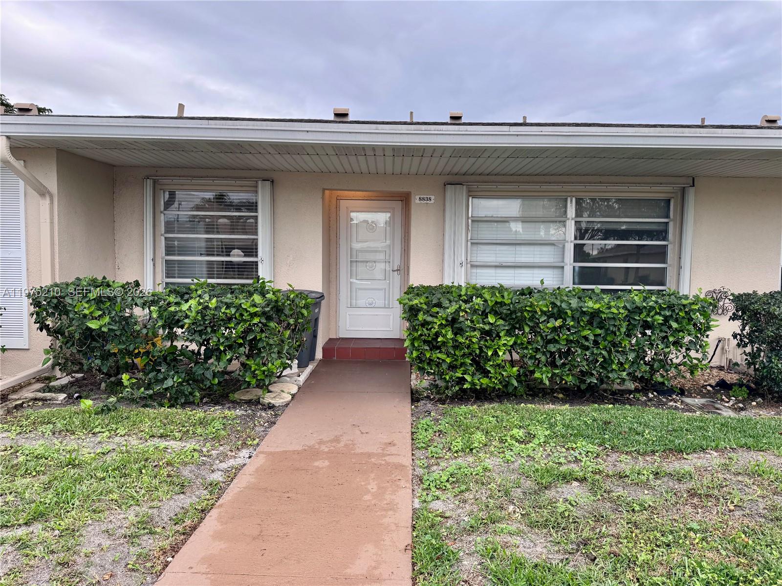 Boca Lakes Condo