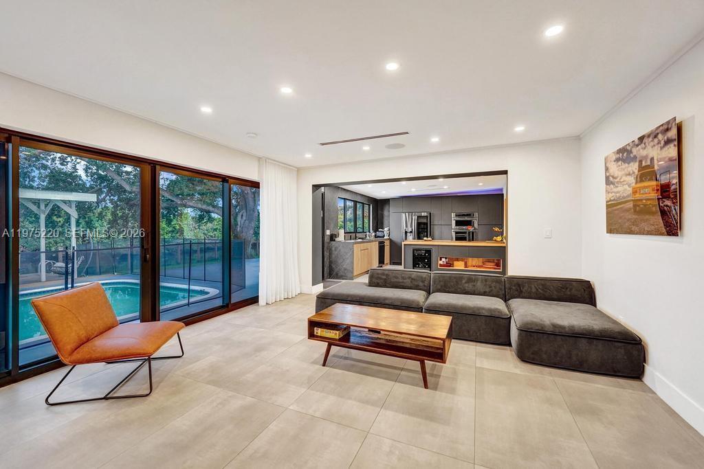 Elegant master bedroom retreat at 4660 37th Ave - Home in Dania Beach