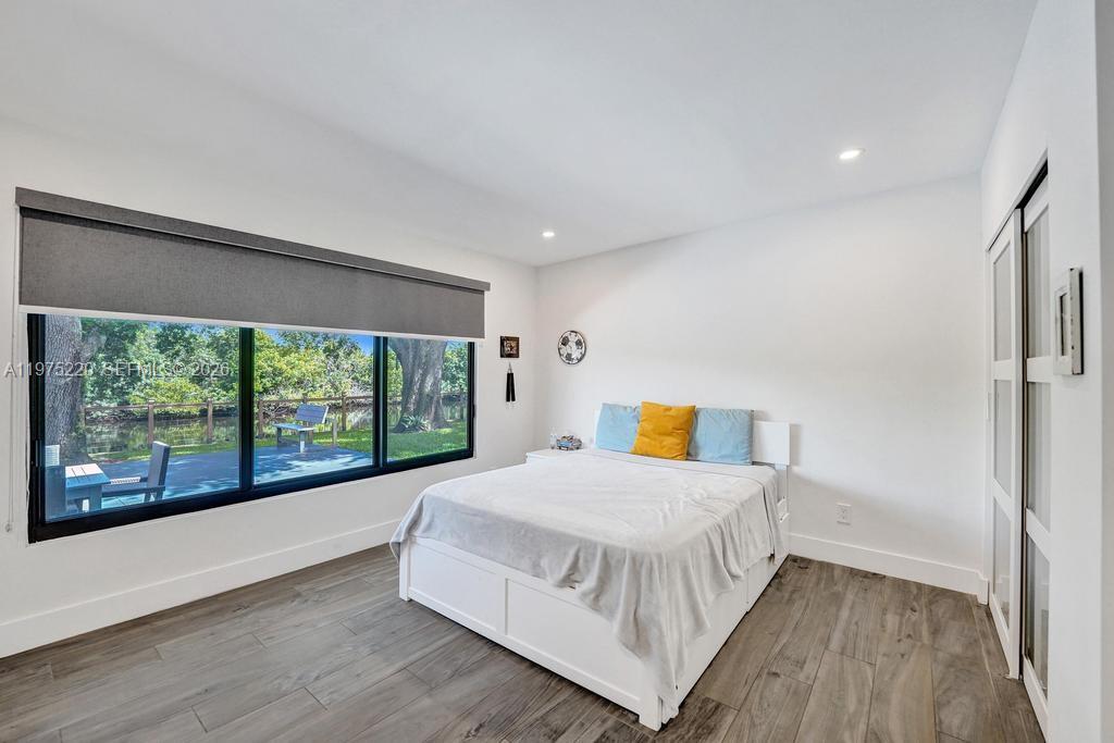Spacious garage and storage at 4660 37th Ave - Home in Dania Beach