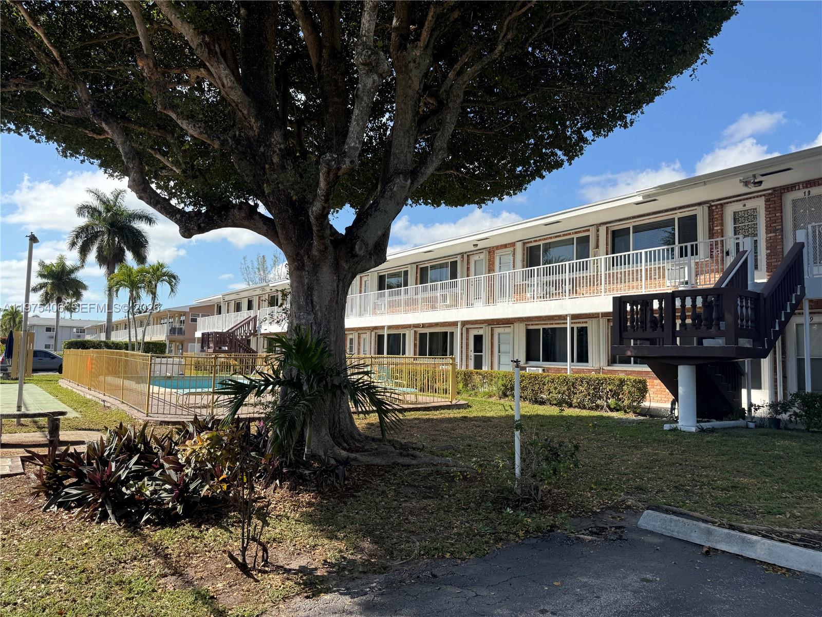 El Rancho Apts Co-Op