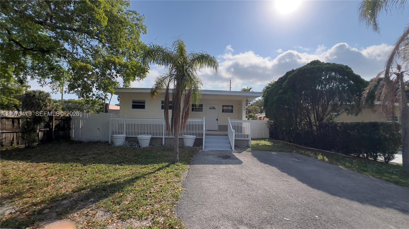 Town Of Hallandale B-13