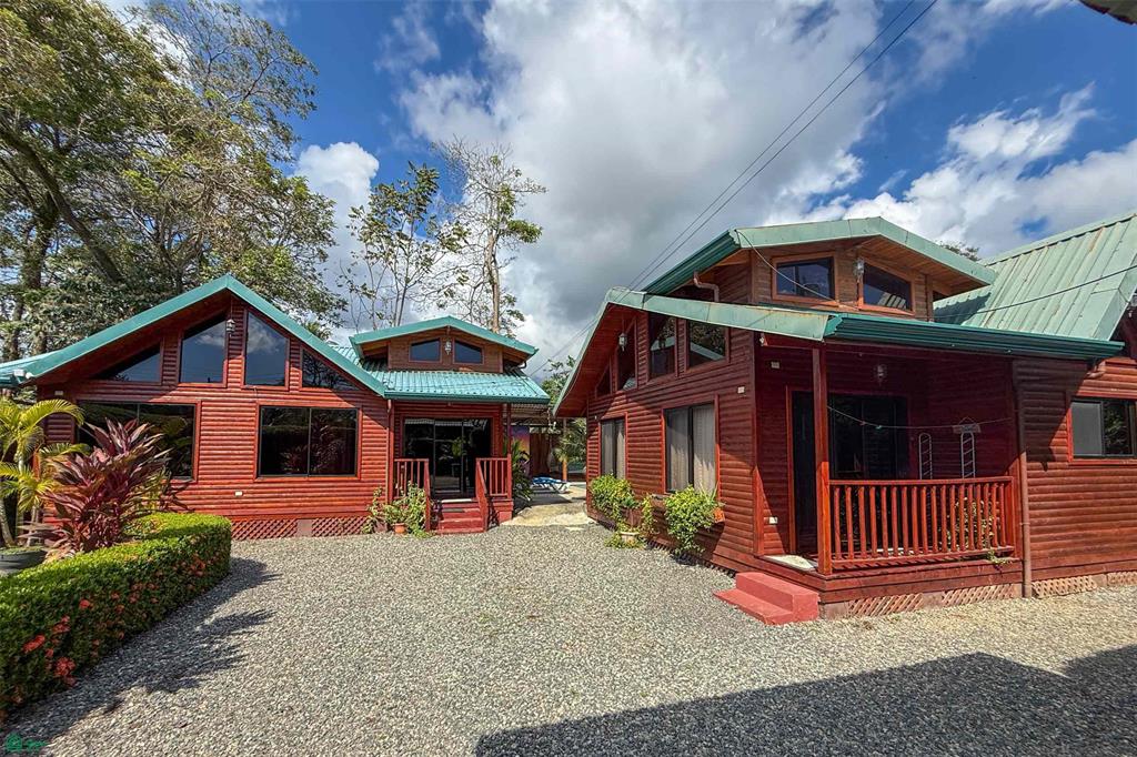 4 bed Single Family Homes For Sale in Puerto Cortes, Puntarenas - 1