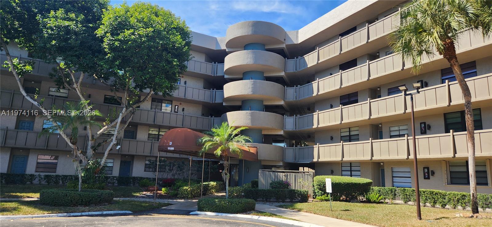 Colony Point 3 Condo