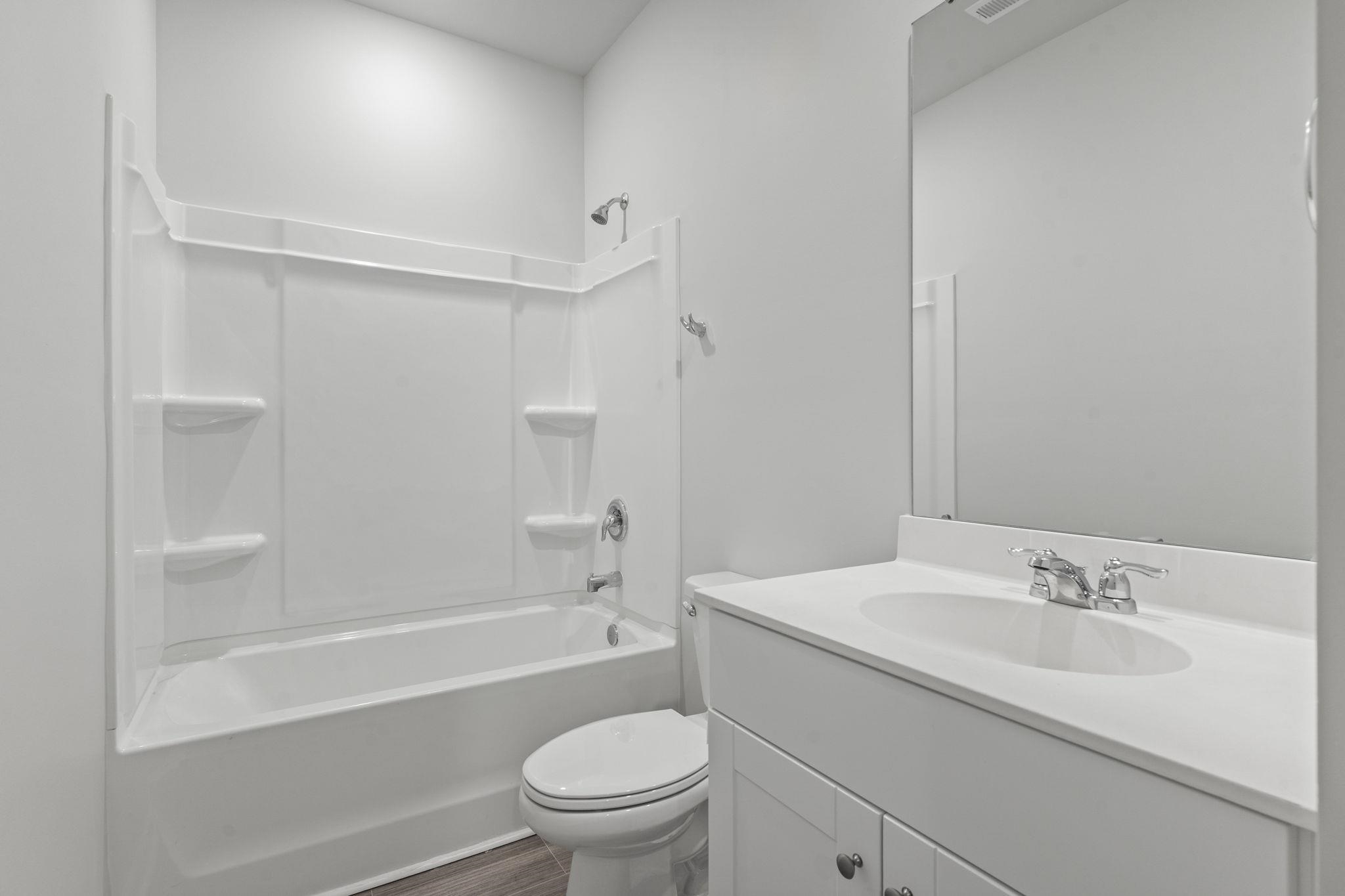 2605585 | Photo 23