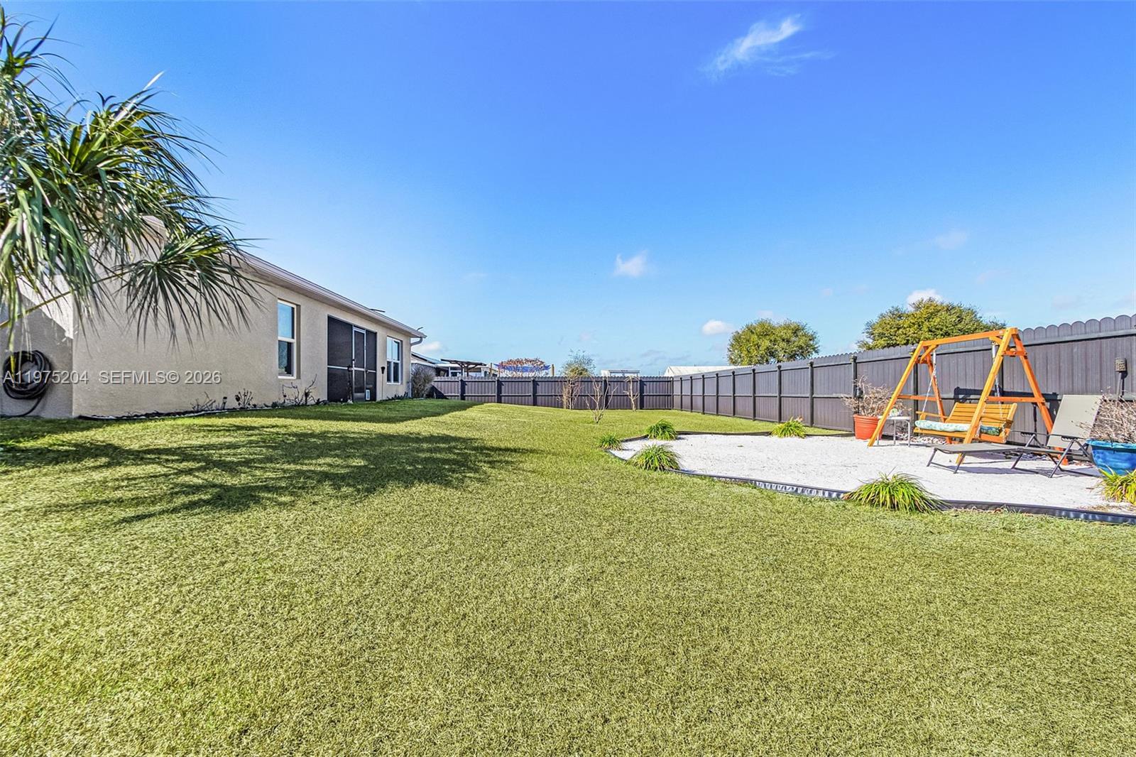 Port La Belle Unit 8