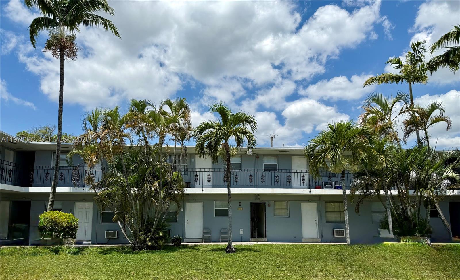 Melrose Manor