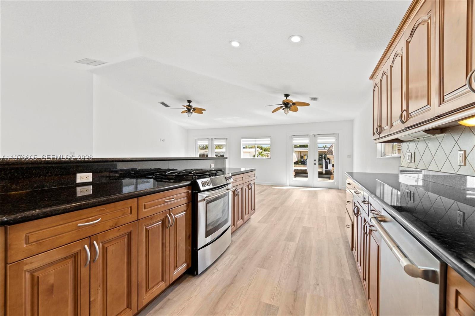 Spacious garage and storage at 947 Nautilus Isle - Home in Dania Beach