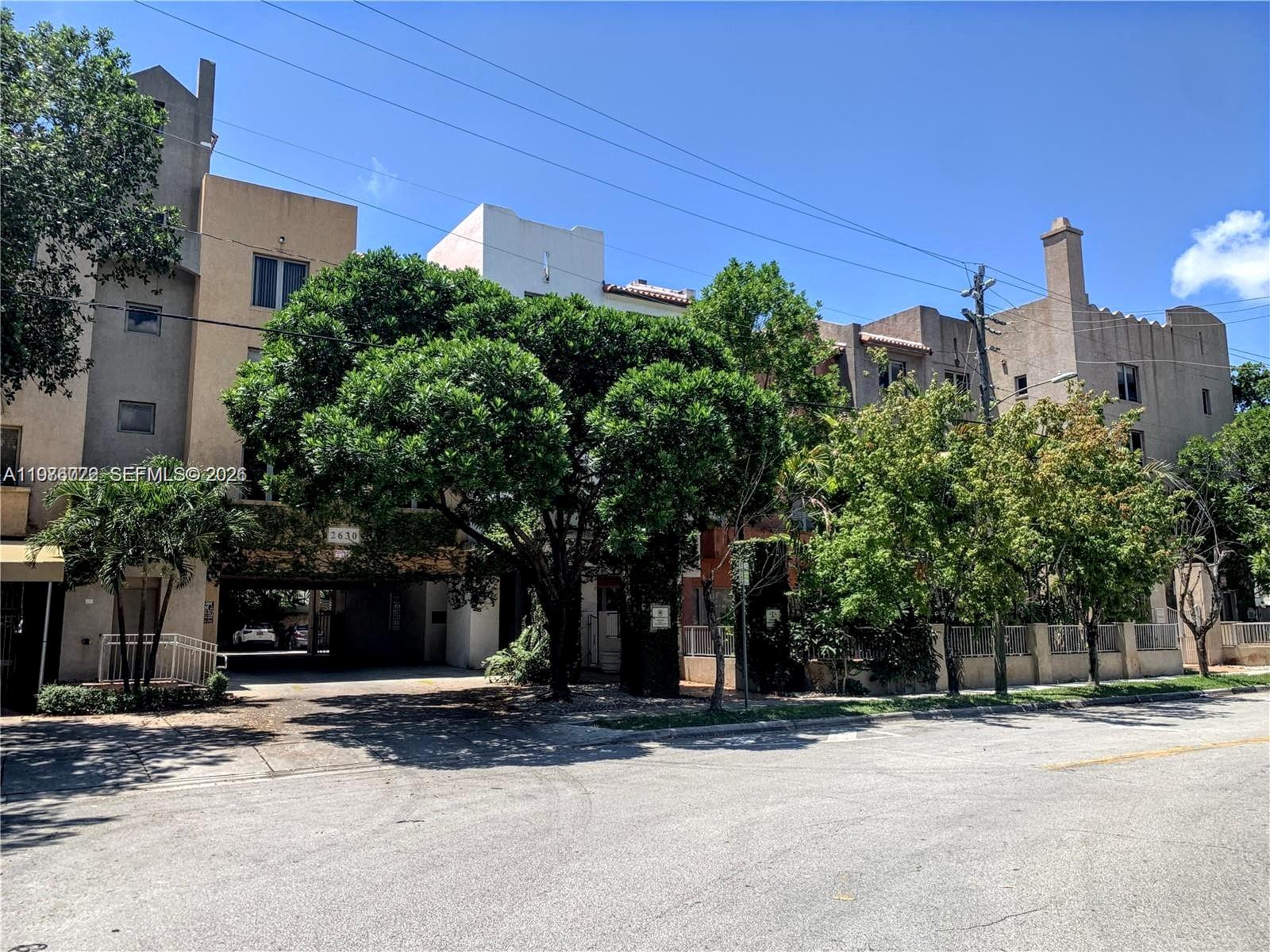 Dixie Grove Residences Co