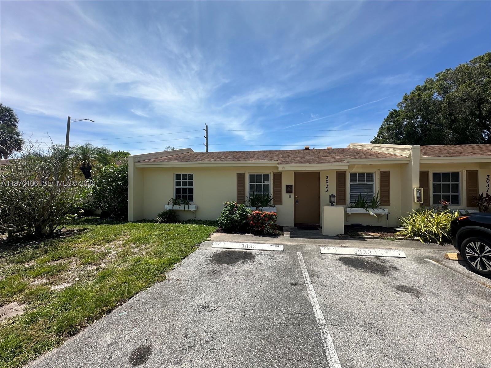 No 1 Palm-Aire Village Co
