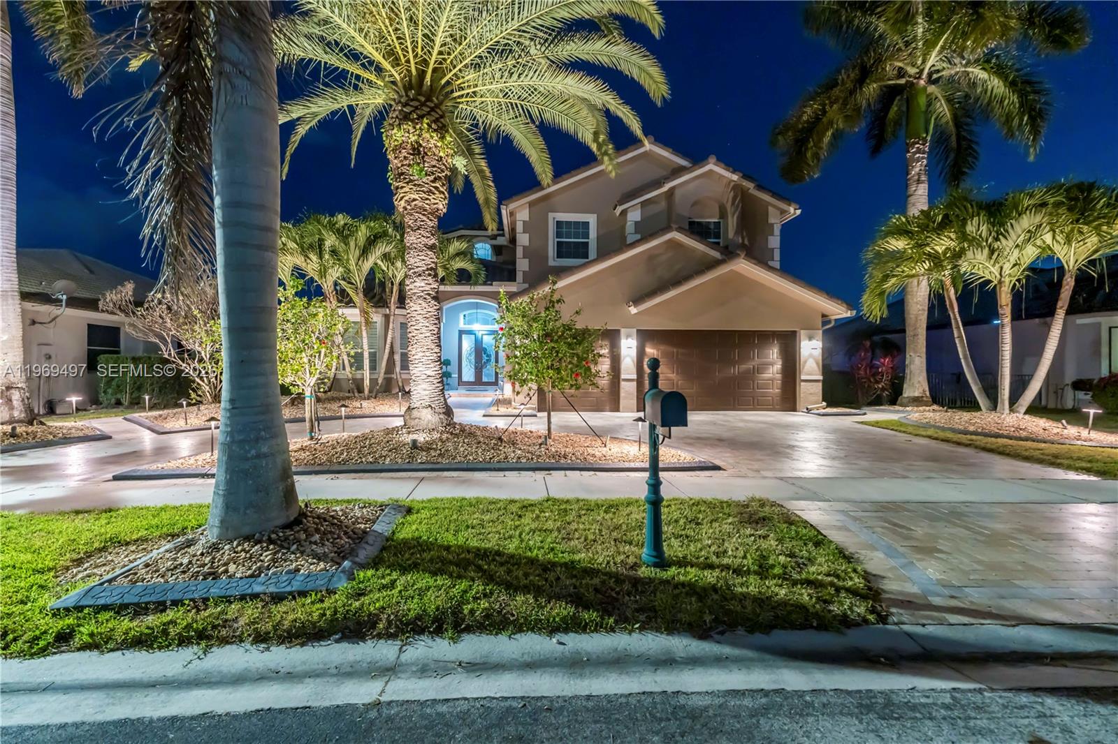 Sunset Lakes Plat One