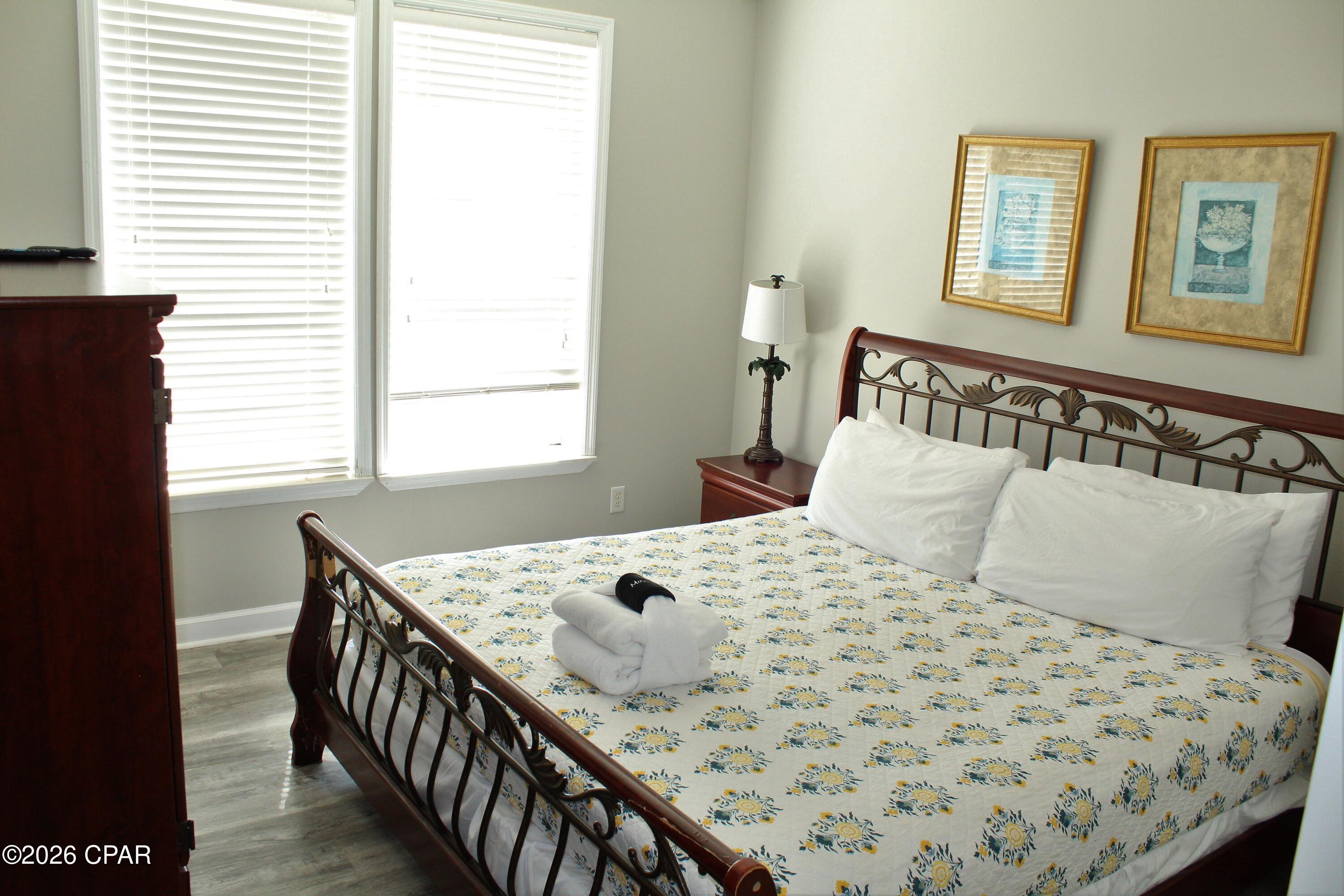 Image 17 For 22500 Front Beach Road