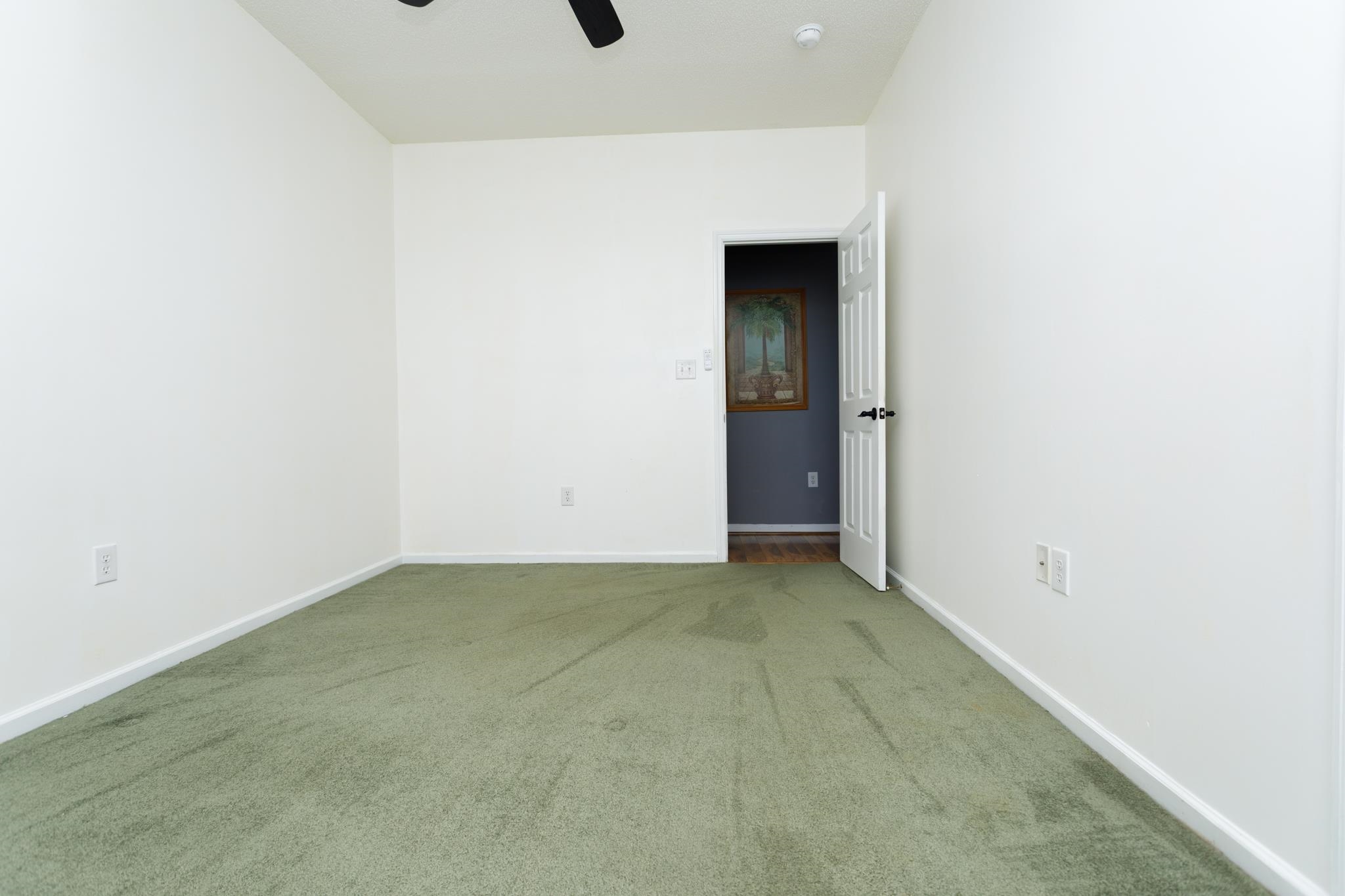 2605744 | Photo 28