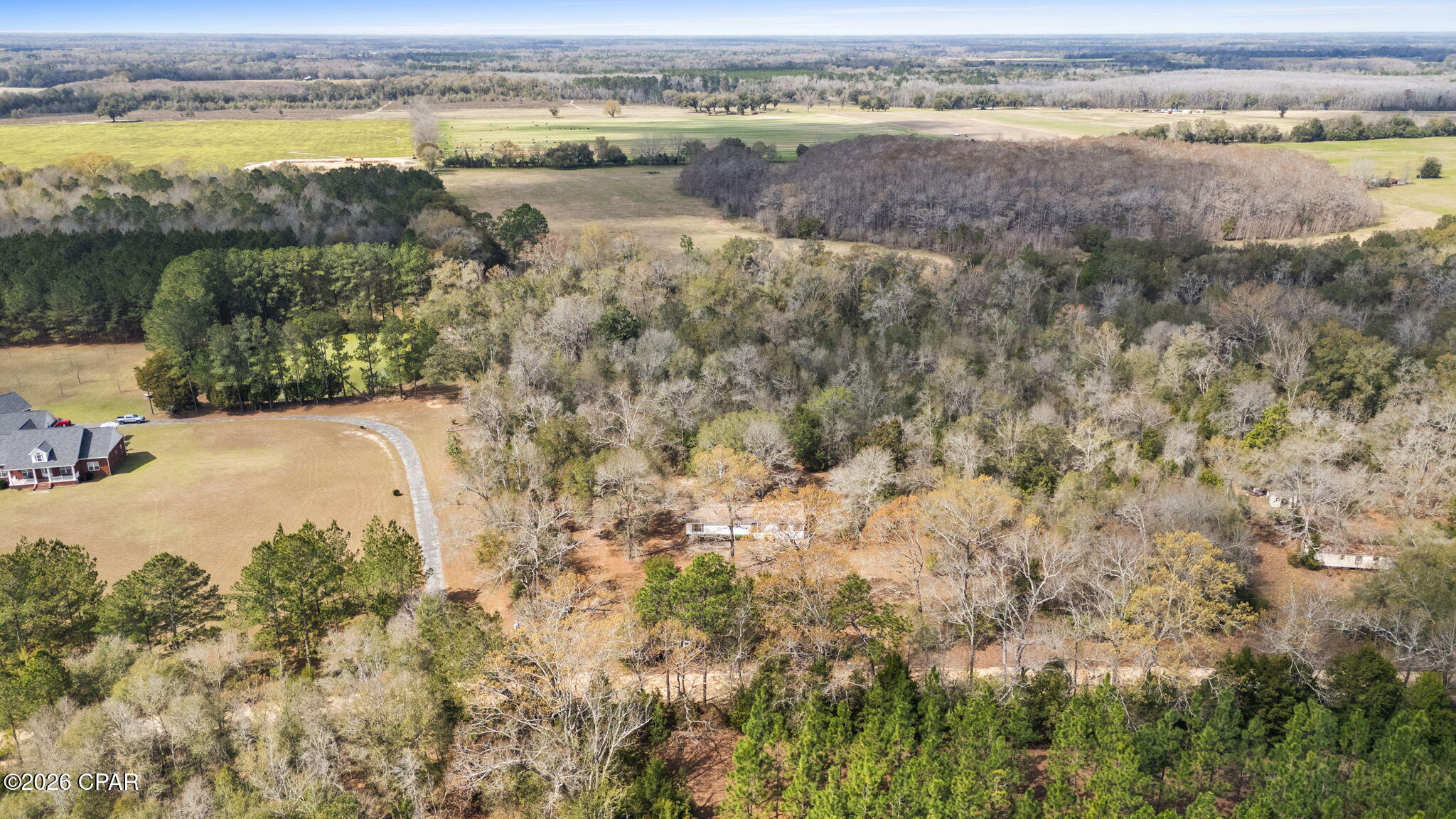 Listing photo id 39 for 4890 Logan Loop