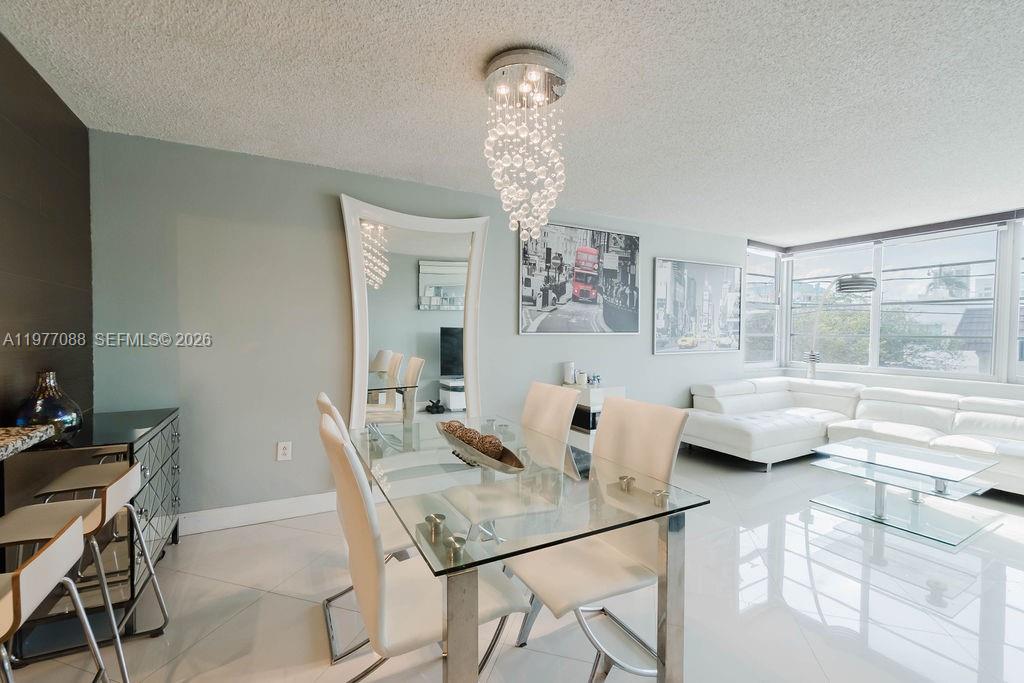 8000 Condo
