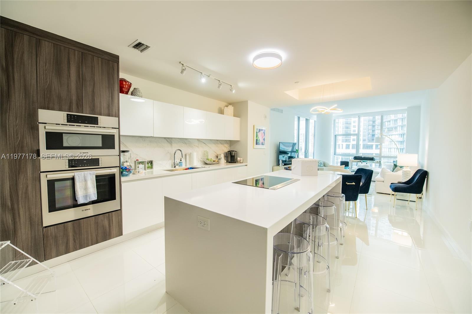 Paramount Miami Worldcent