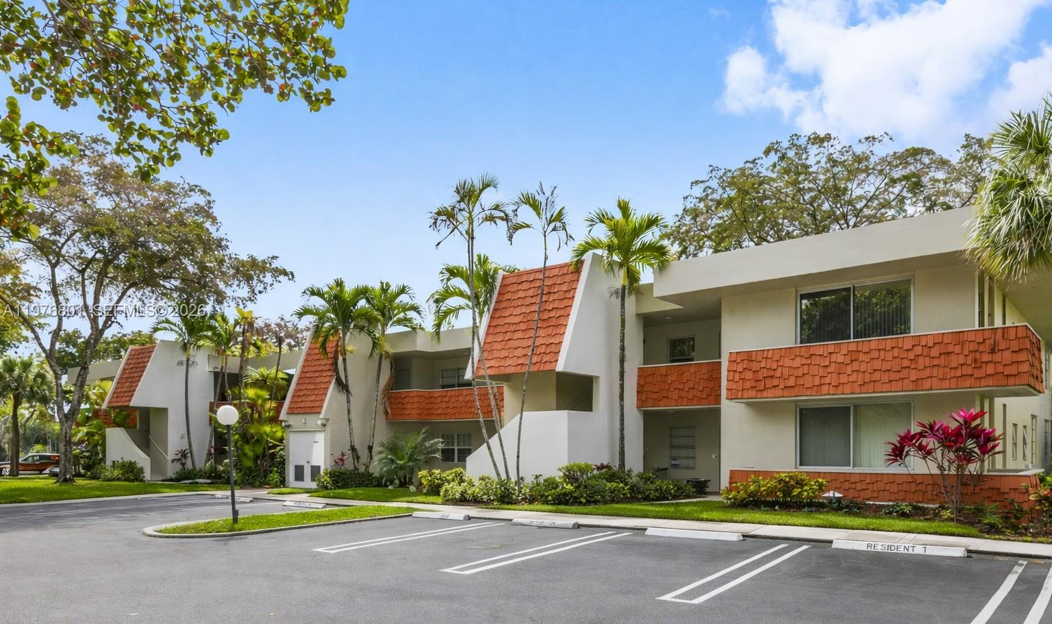 Homes for sale in Pompano Beach, FL | 823 Cypress Blvd #204, Pompano Beach, FL 33069 | MLS# A11976801