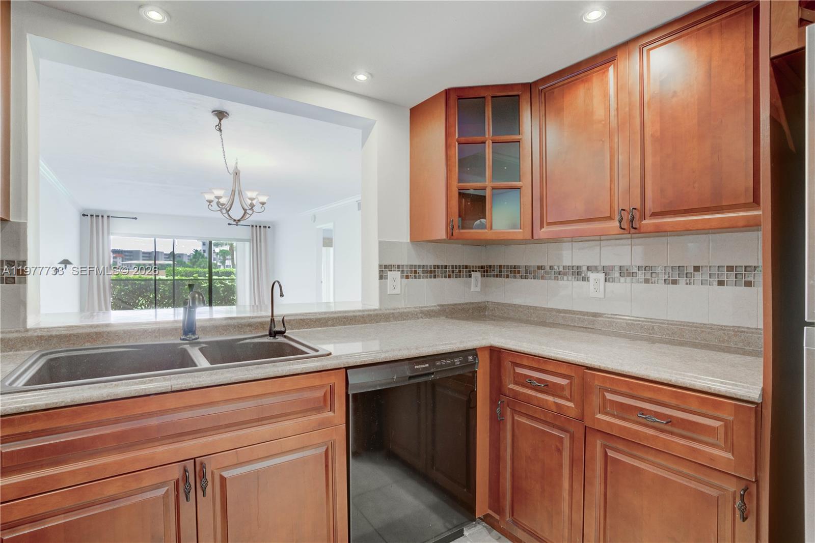 Homes for sale in North Palm Beach, FL | 1036 Us Hwy 1, North Palm Beach, FL 33408