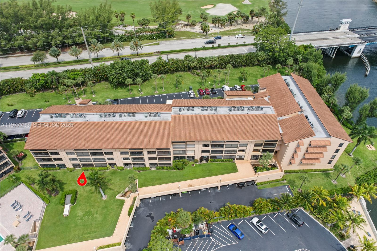Homes for sale in North Palm Beach, FL | 1036 Us Highway 1, North Palm Beach, FL 33408 | Houzeo