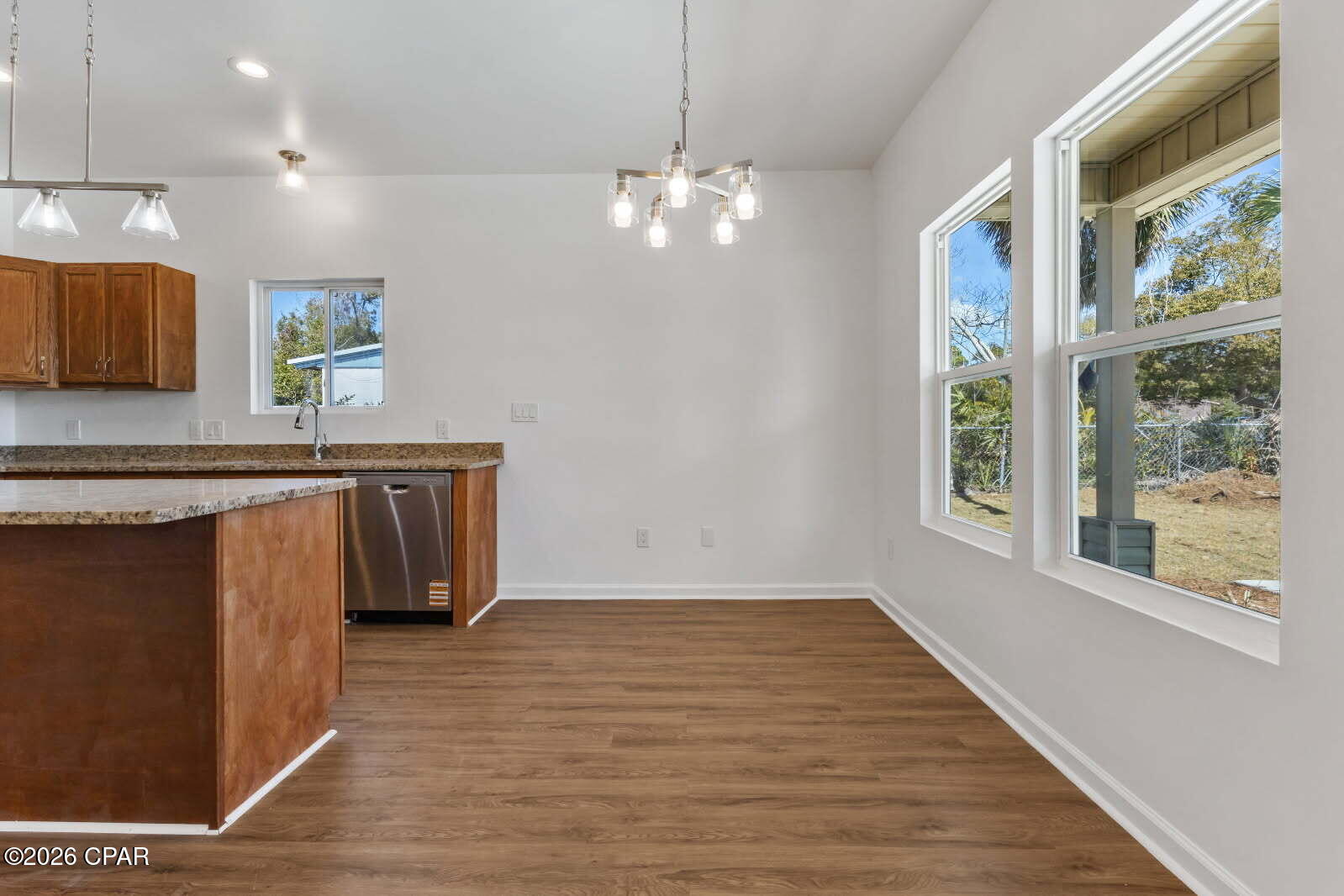 Image 9 For 715 Cactus Avenue