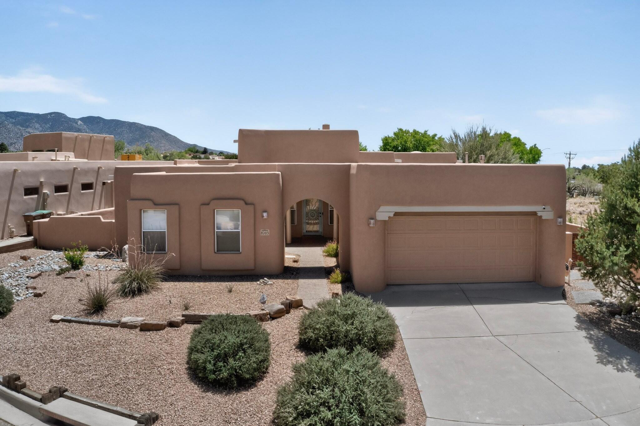 Homes for sale in Albuquerque, NM | 8203 Indigo Ct Ne, Albuquerque, NM 87122 | MLS# 1099371