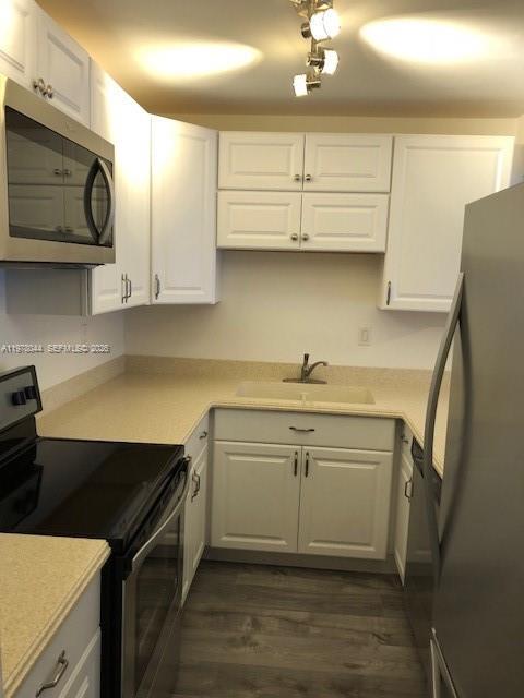 Property photo # 9