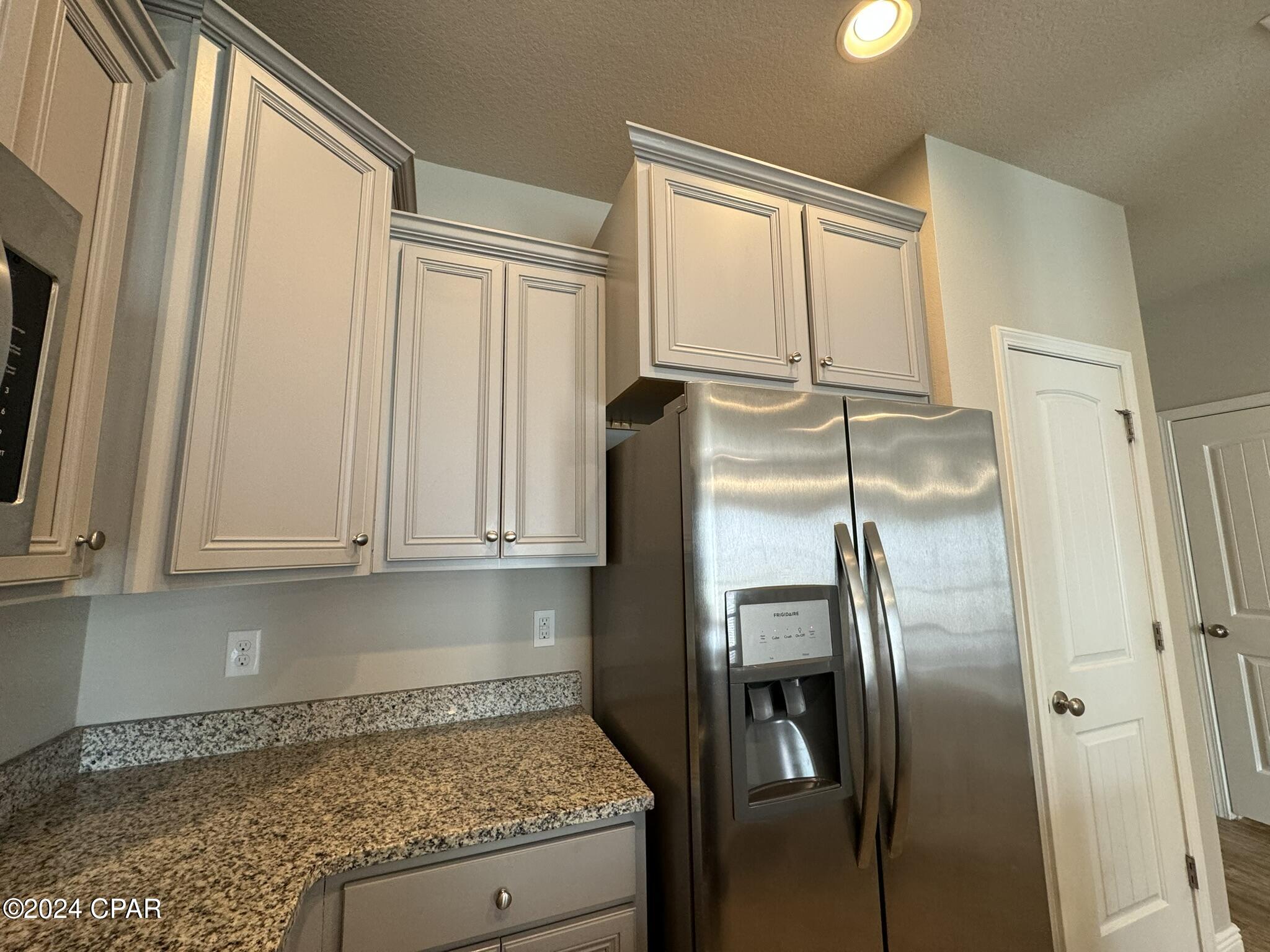 Image 0 For 312 Sand Oak Boulevard