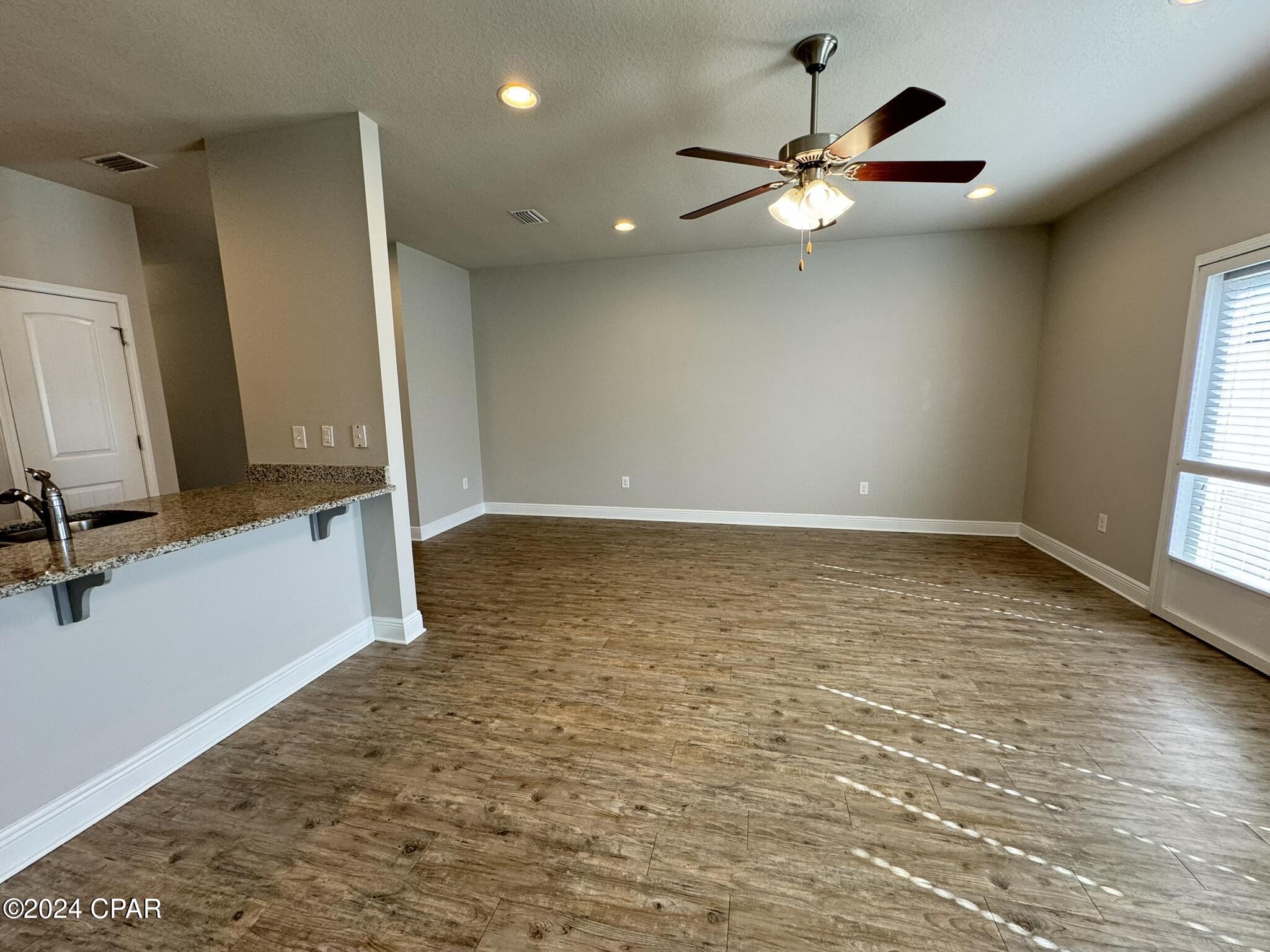 Image 0 For 312 Sand Oak Boulevard