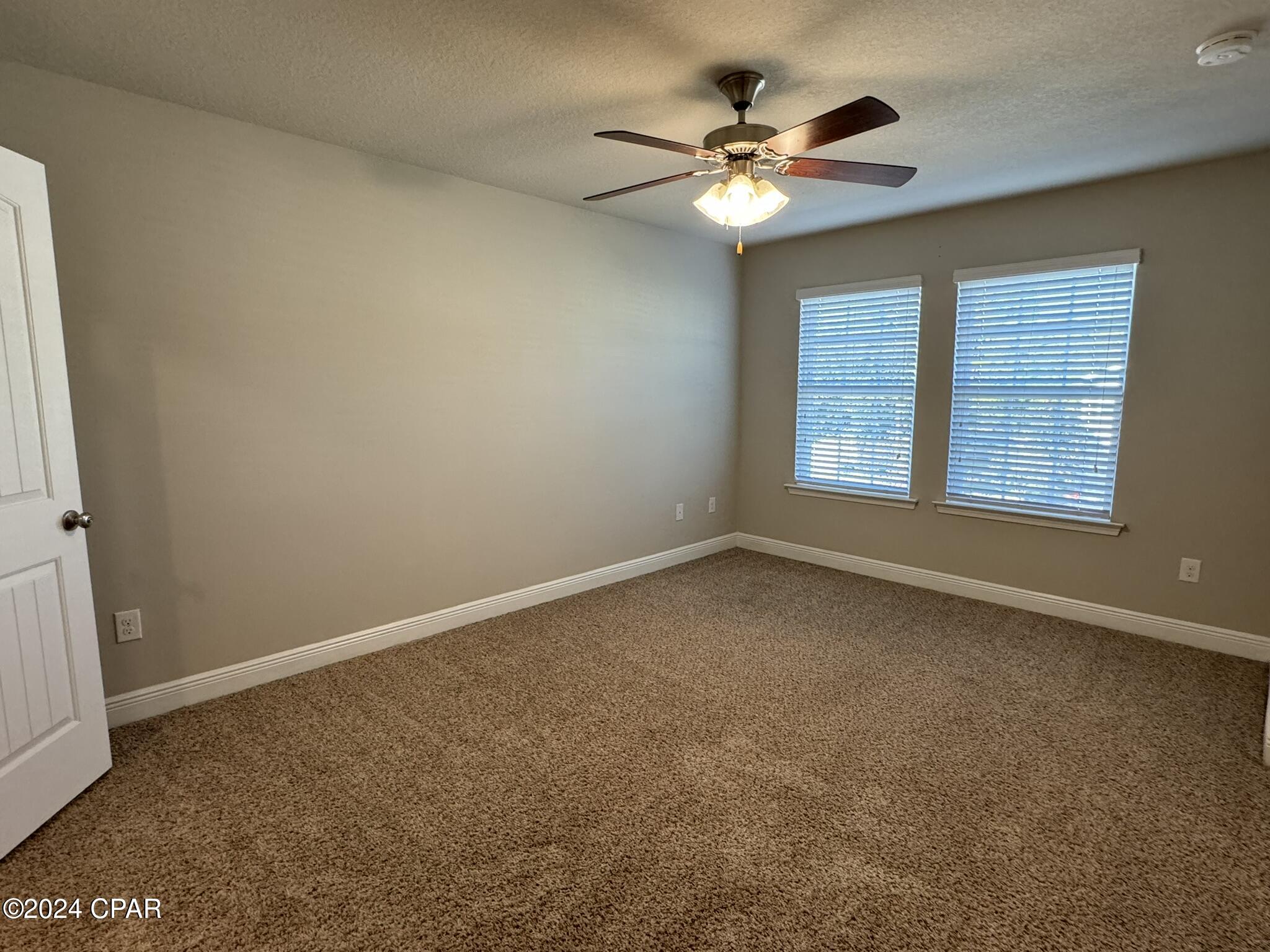 Image 0 For 312 Sand Oak Boulevard