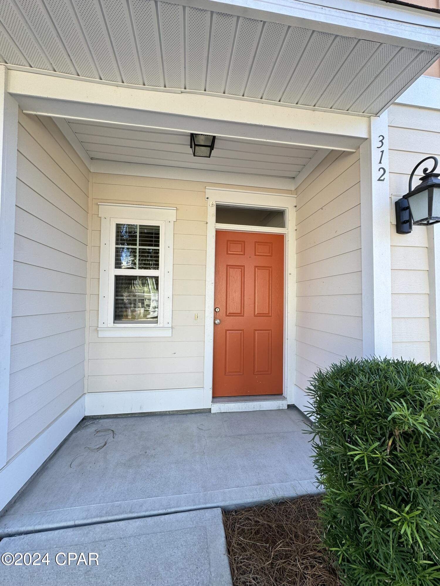 Image 0 For 312 Sand Oak Boulevard