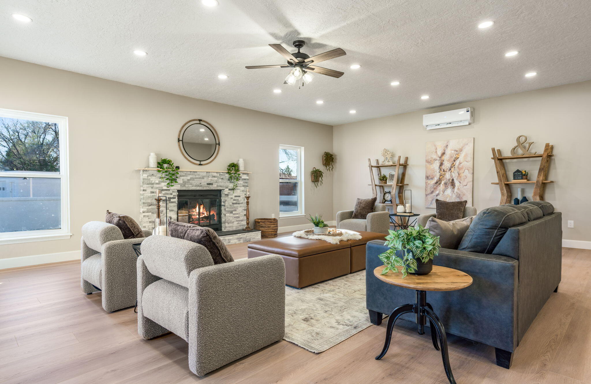 Homes for sale in Los Ranchos, NM | 1105 Salamanca St Nw, Los Ranchos, NM 87107 | MLS# 1099416