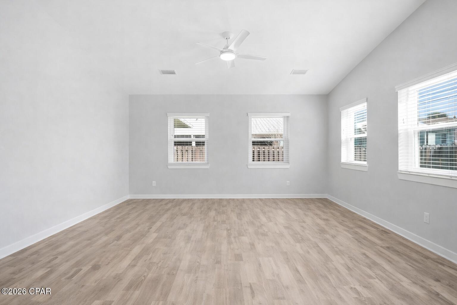 Image 32 For 126 Buena Vista Avenue