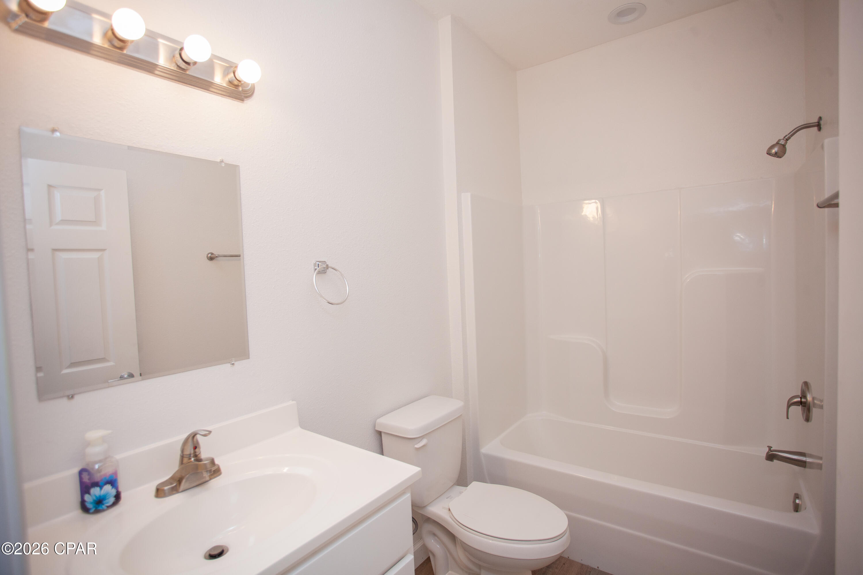 Image 14 For 619 Williams Avenue