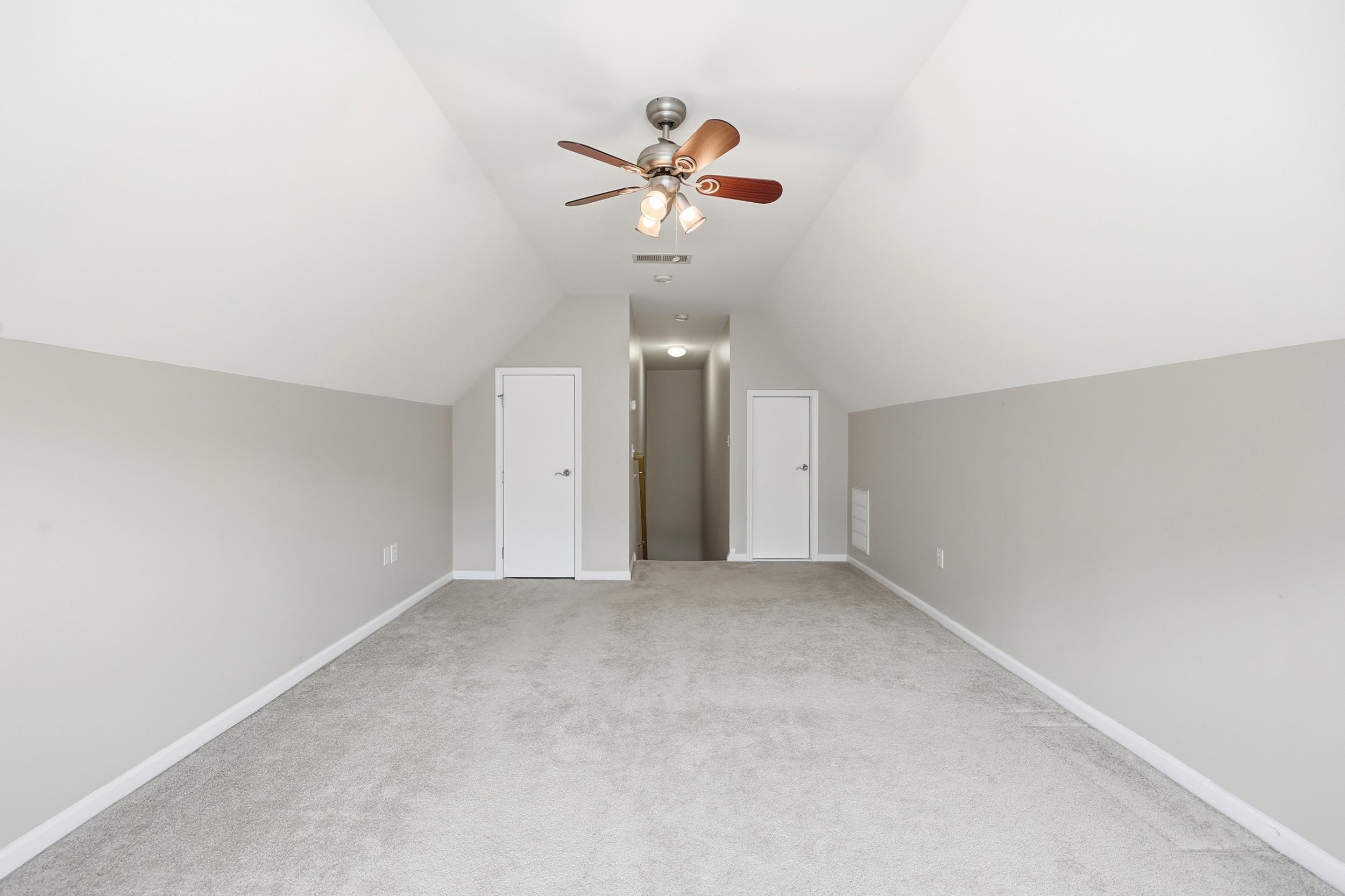 2606003 | Photo 21