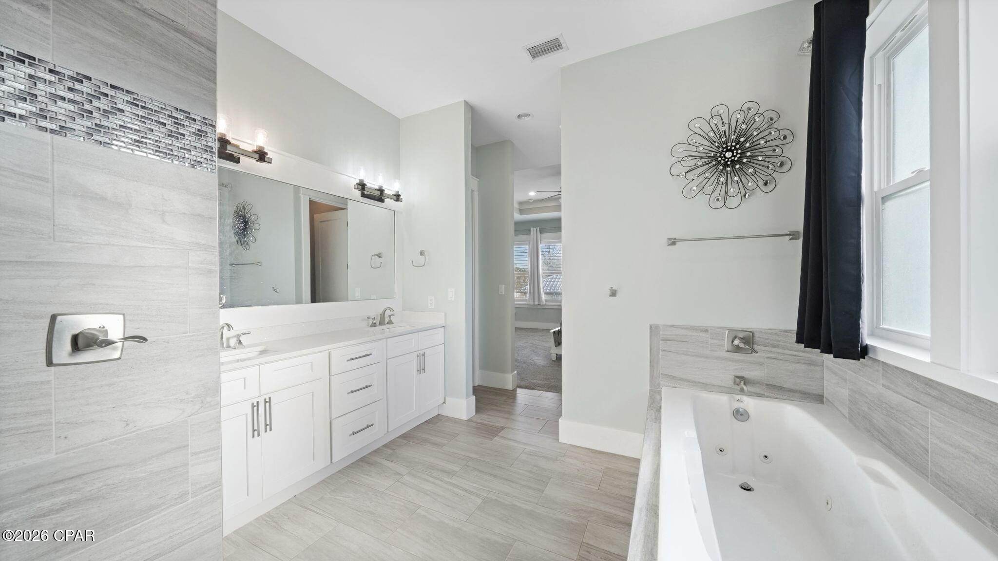 Image 31 For 7127 Dolphin Bay Boulevard