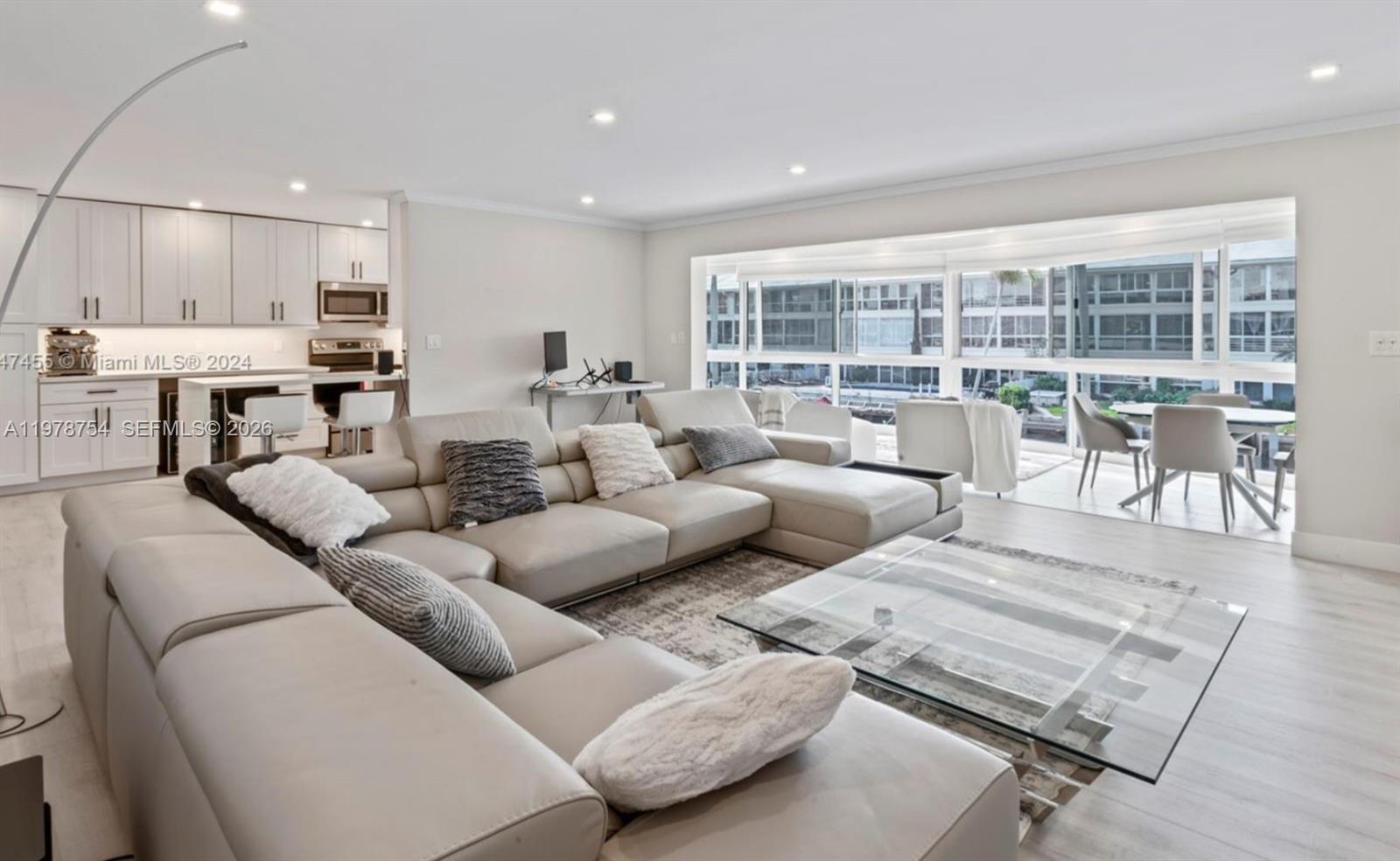 Windsor Condo