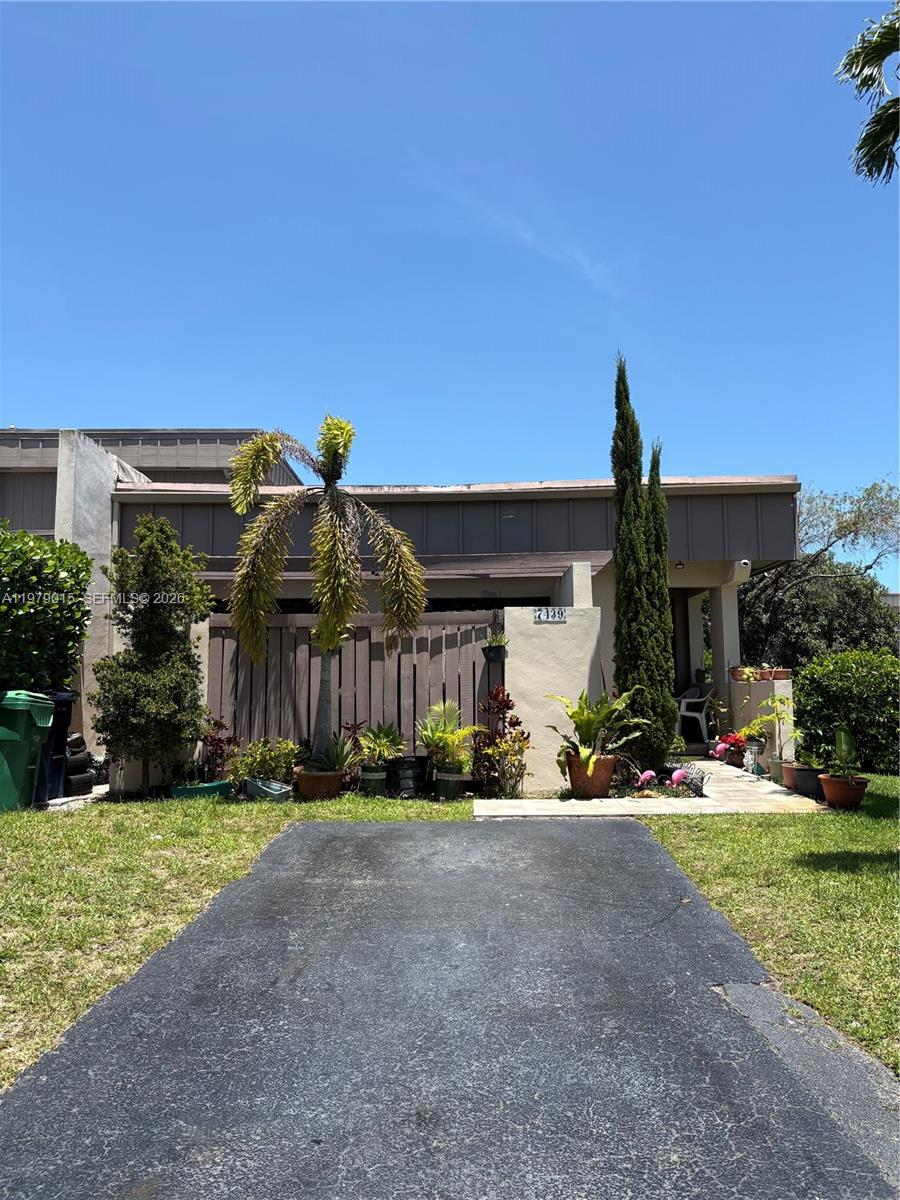 Creekside Villas Sec1
