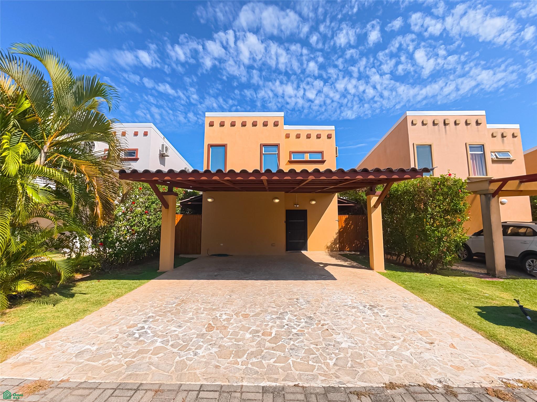 3 bed Single Family Homes For Sale in Puntarenas, Puntarenas - 1