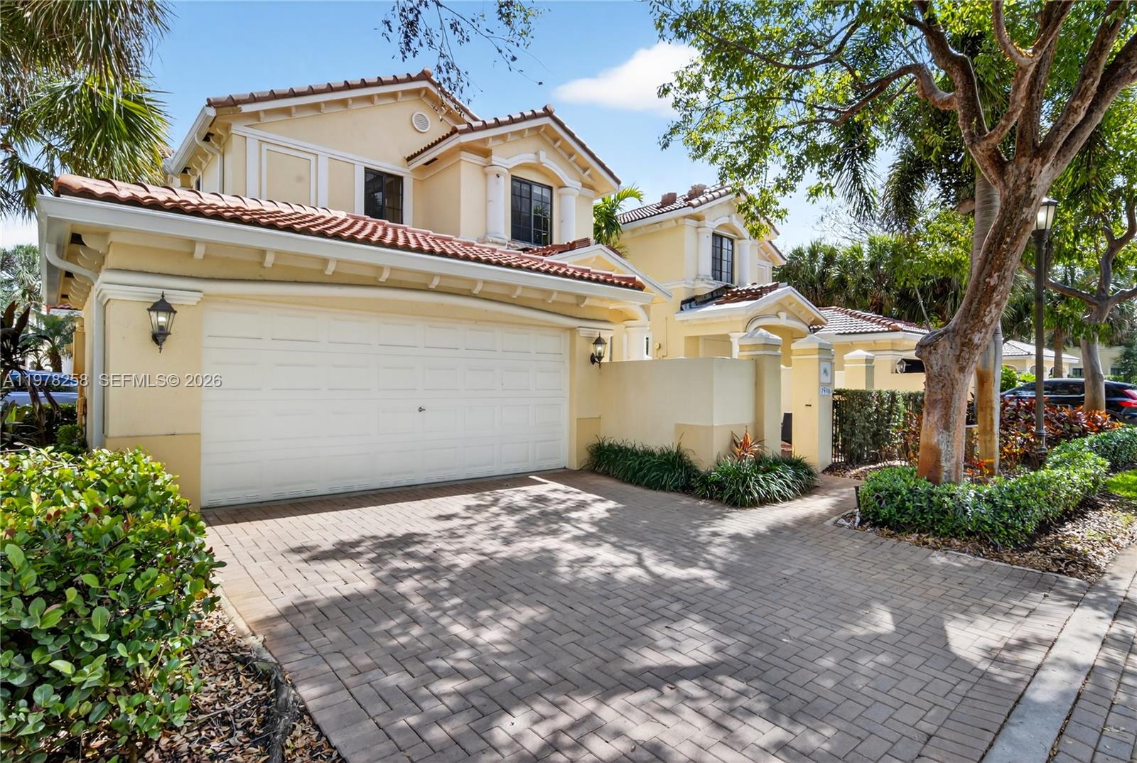 Mariposa Pointe At Weston