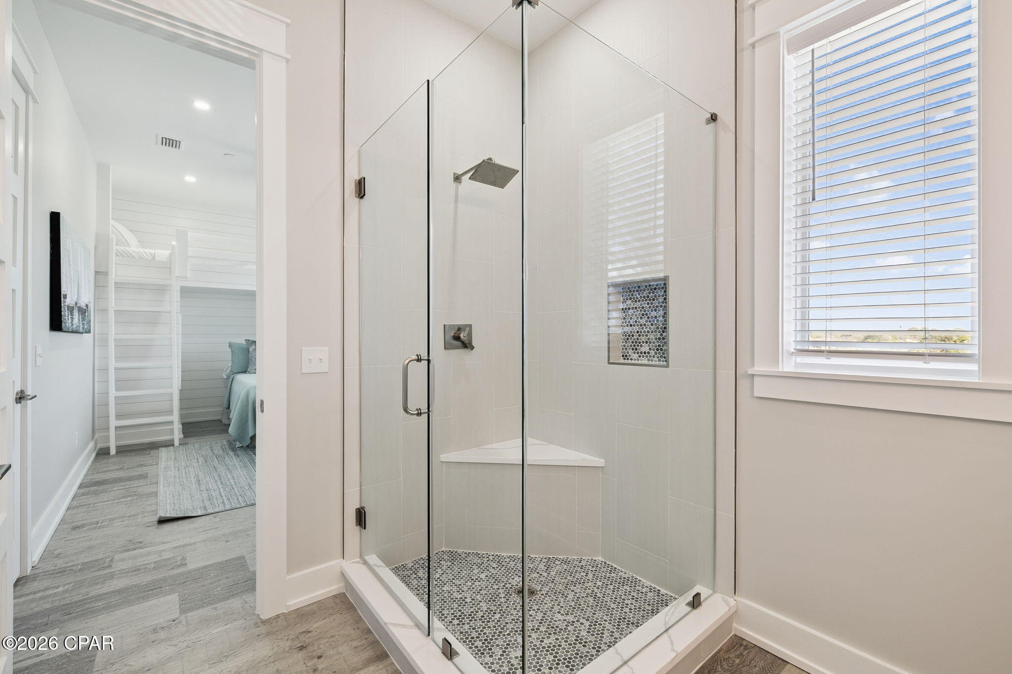 Image 42 For 16525 Front Beach Road