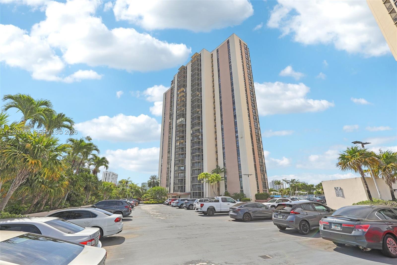 Coronado Condo - Tower II