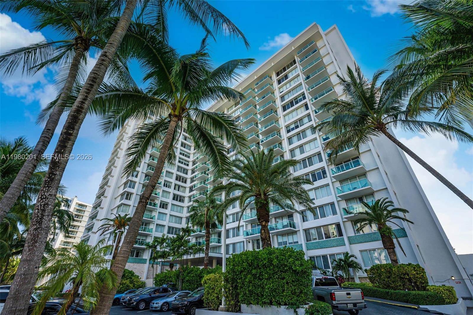 Mirador 1000 Condo