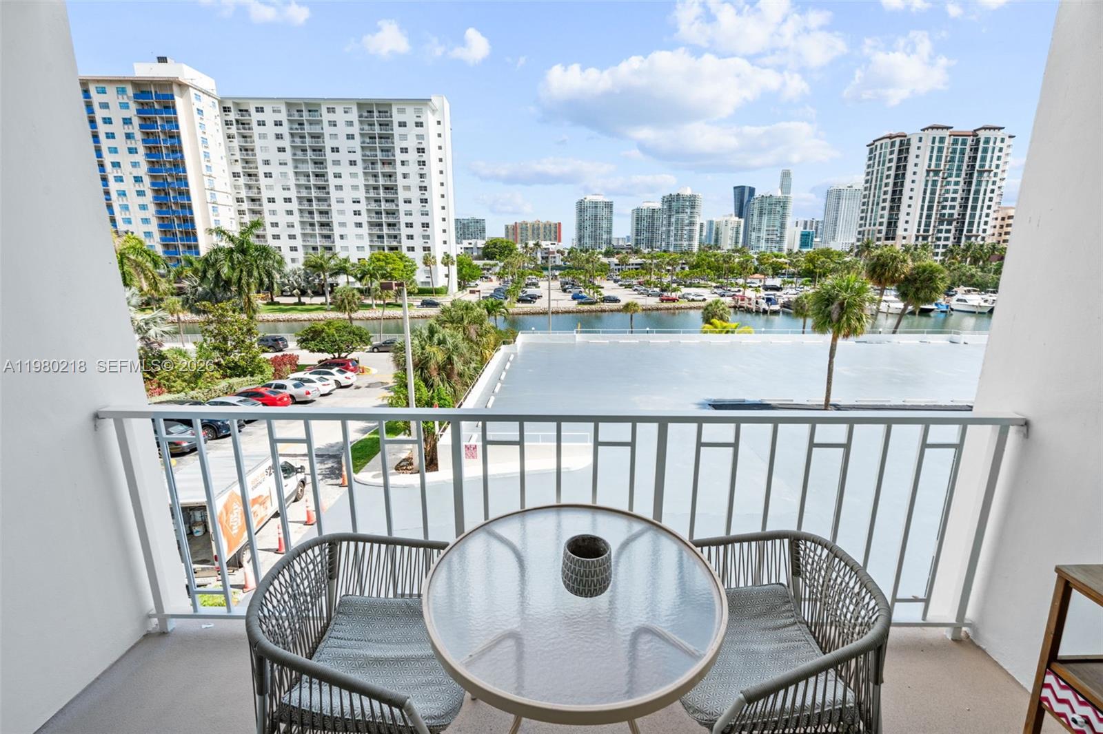Arlen House West Condo