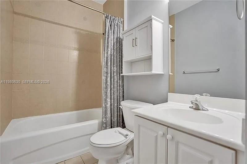 Open-concept living area at 2325 Mariner Ct - Townhouse in Dania Beach