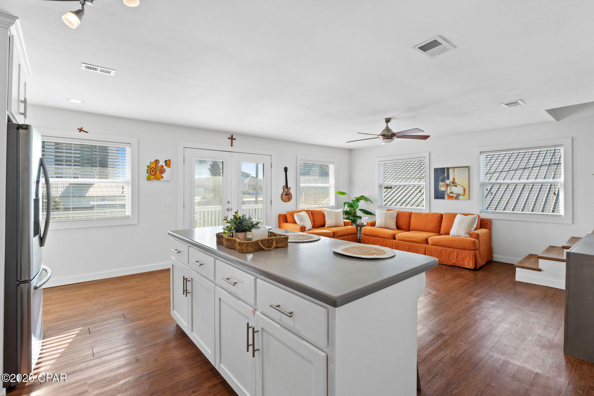 6120 Beach Drive, Panama City, FL 32408 thumbnail, photo 17 of 61