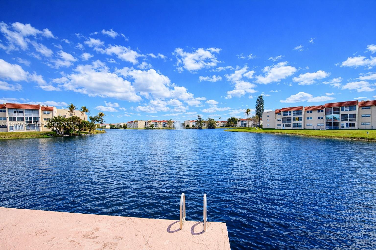 Sunrise Lakes 34 Condo