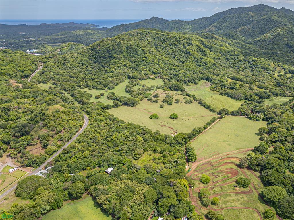  bed Land For Sale in Santa Cruz, Guanacaste - 1