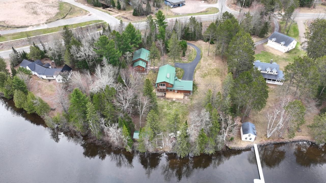 North Twin Lake Property 2390 Hwy 17 Photo 2