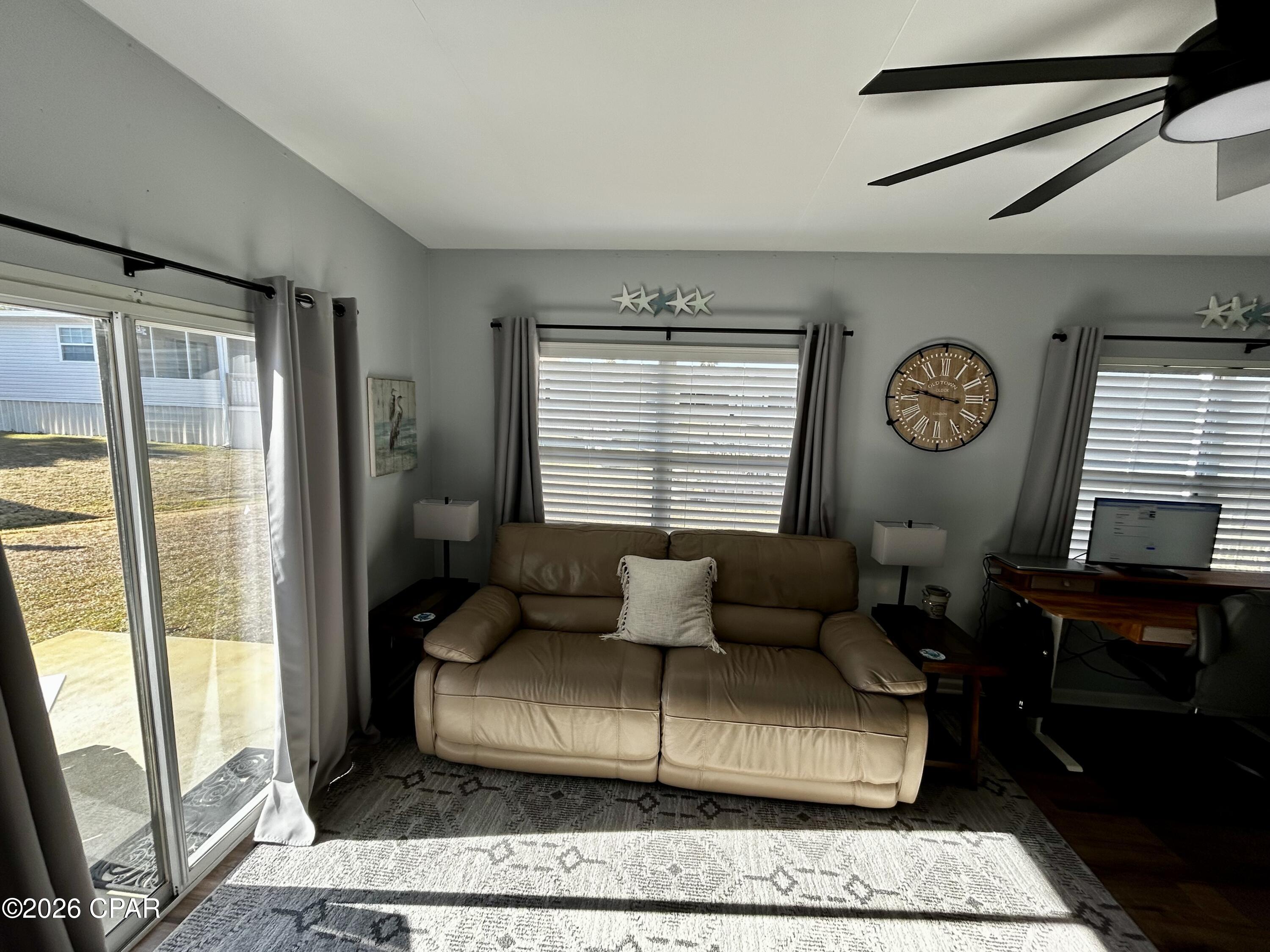 Image 13 For 1219 Navy Boulevard 82