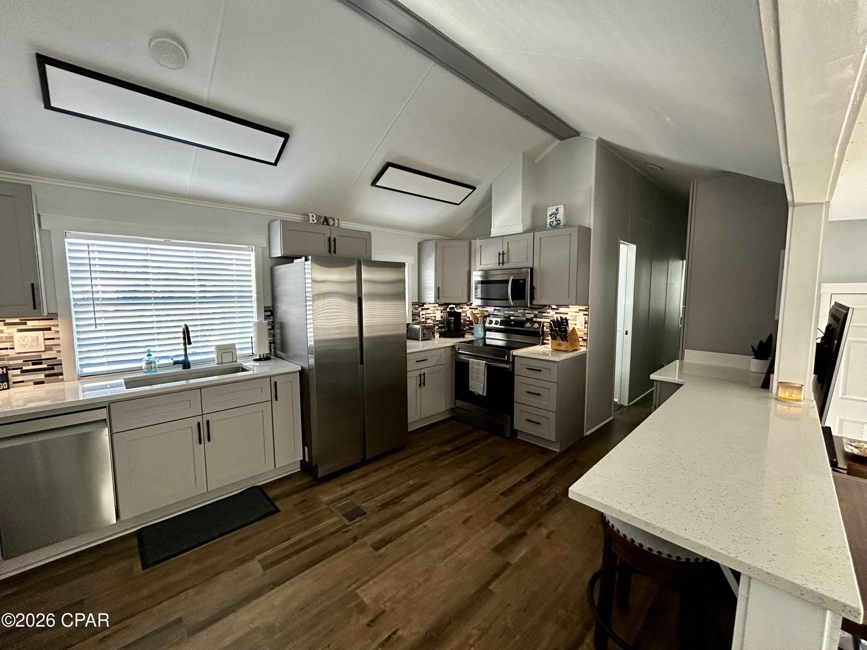 Image 15 For 1219 Navy Boulevard 82